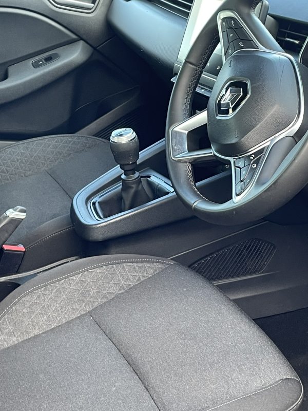 2023 CLIO EQUILIBRE 1.0 TCE (IRISH) - Image 6