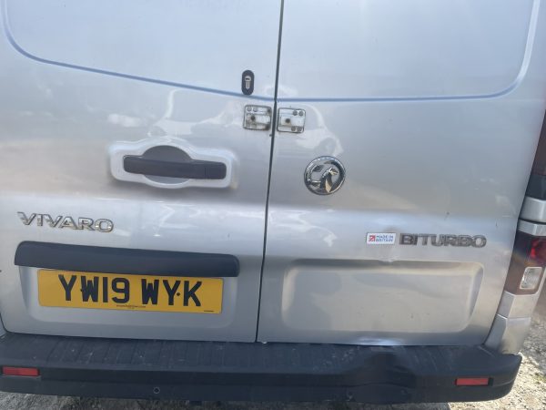 2019 VIVARO CDTI - Image 5