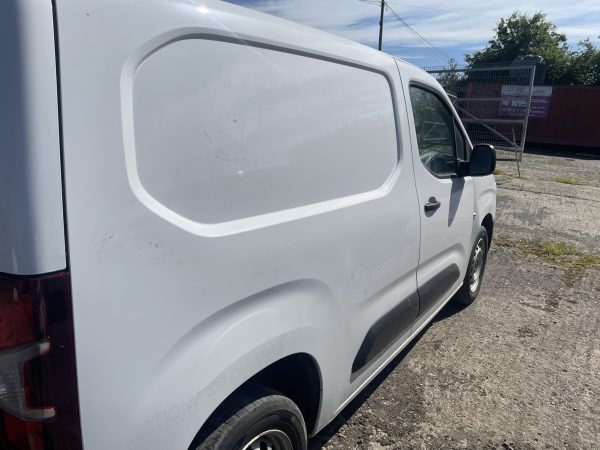 2023 BERLINGO HDI - Image 4