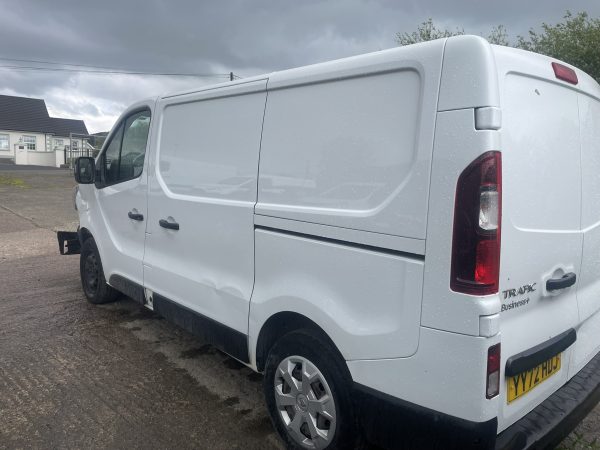 2022 RENAULT TRAFIC DCI - Image 6