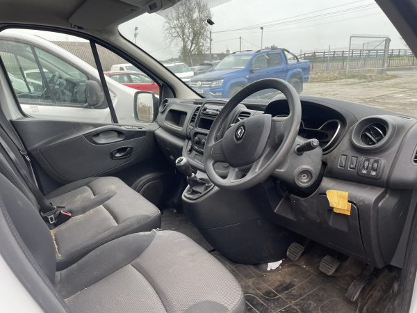 2021 RENAULT TRAFIC DCI - Image 3