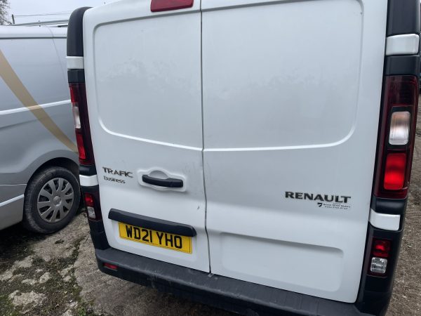 2021 RENAULT TRAFIC DCI - Image 5